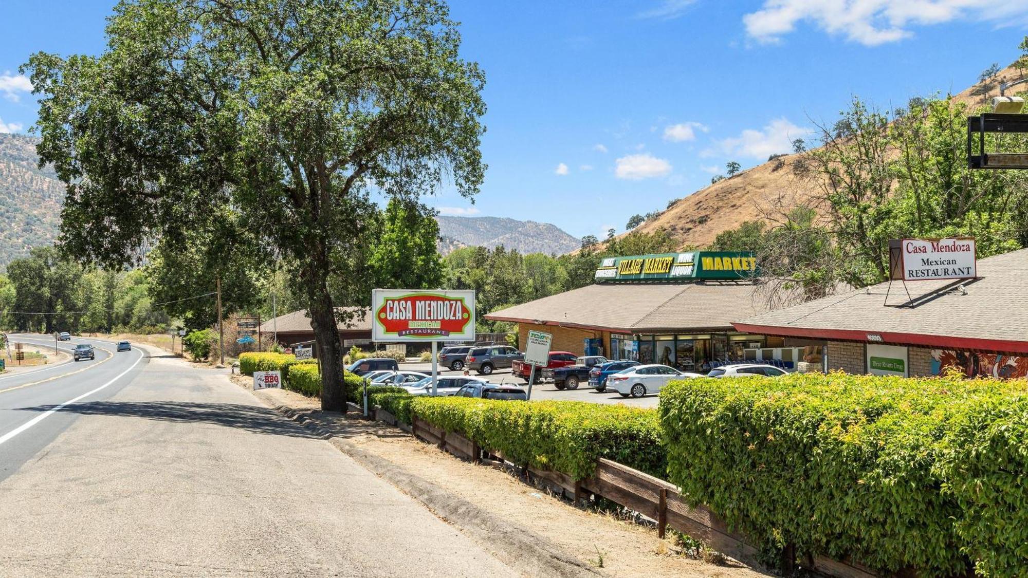 The Tokopah Sequoia Motel Rm 1 Three Rivers Exteriér fotografie